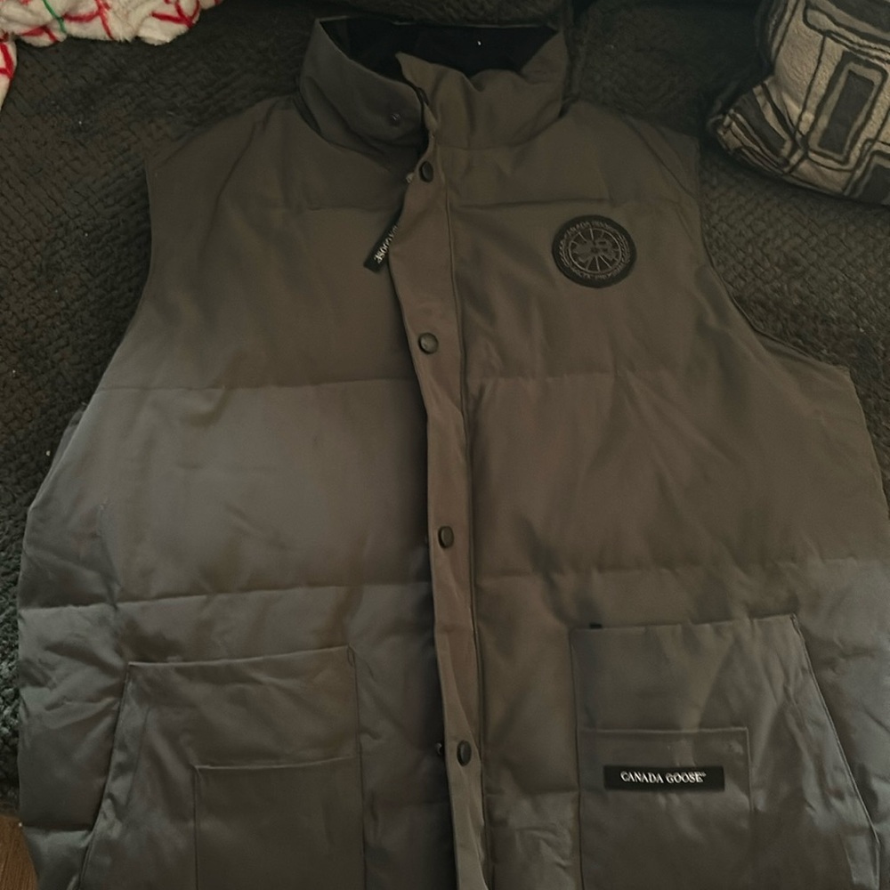 Canada goose vest nonrefundable